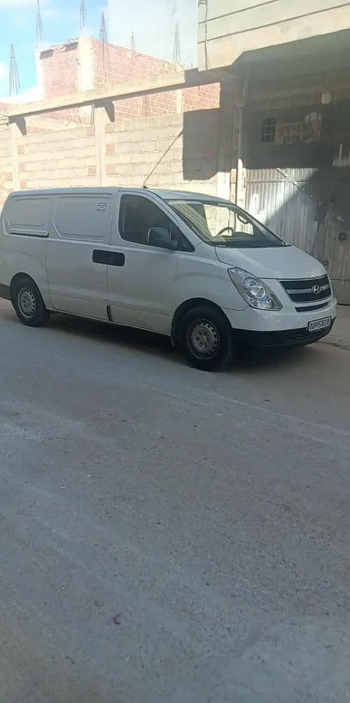 Hyundai H1 2012 Tolé