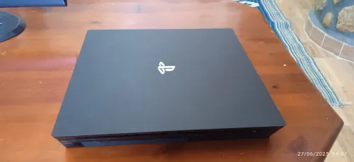 PS4 pro 1to