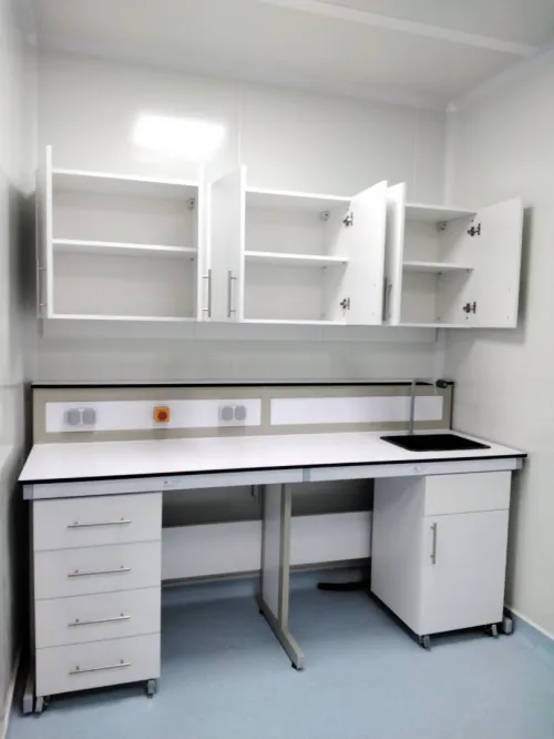 Paillasse de laboratoire