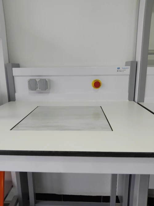 Table anti-vibrations