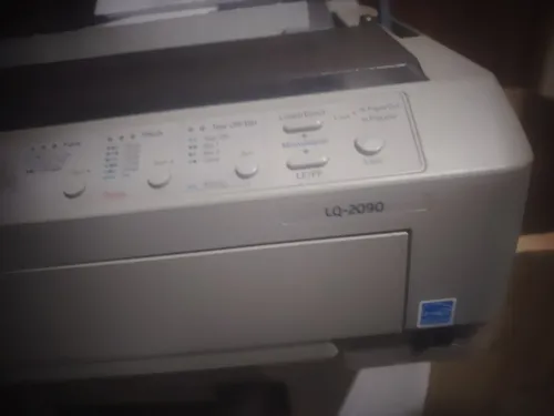 Epson matérciel 2090 très bon état 