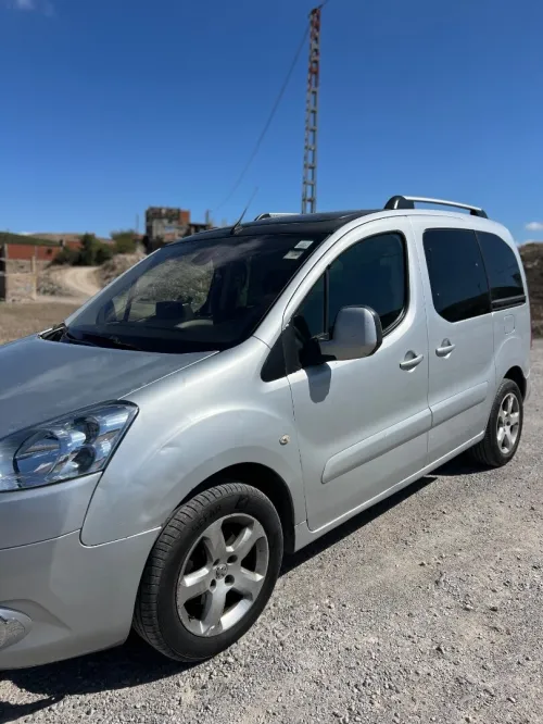 Peugeot TP 2011 Toutes options, finition française