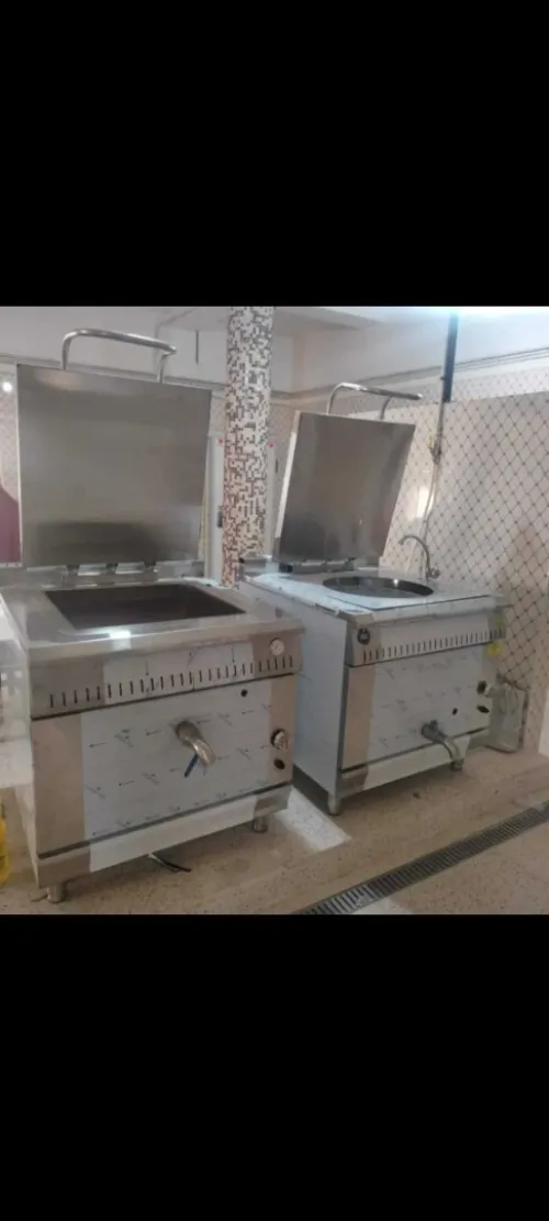 Équipements matériel de grande cusine 