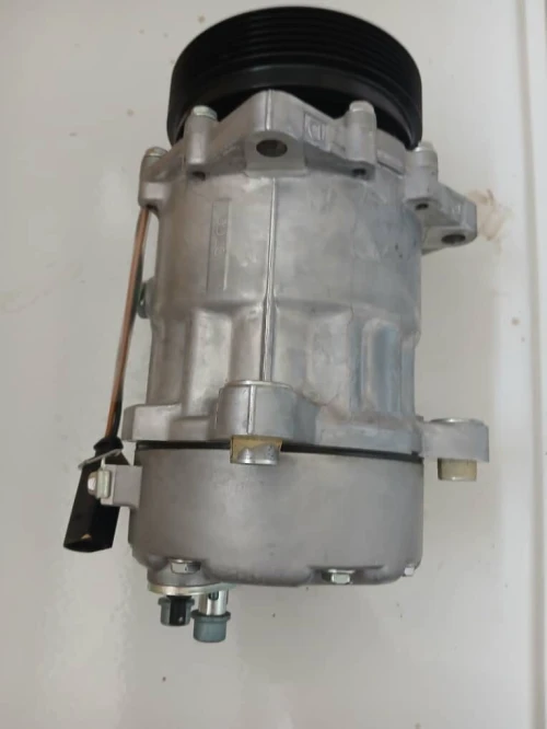 Compresseur clim caddy 