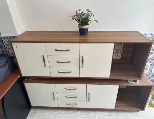 Meuble de bureaux trésor bon état pour un agunce 