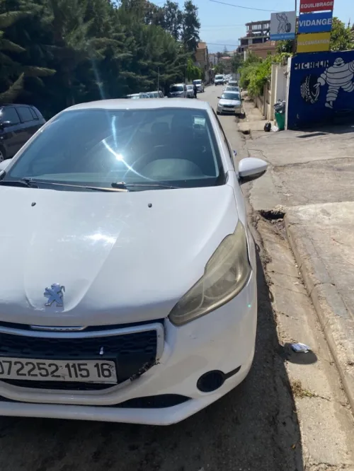 Peugeot 208 2015 208