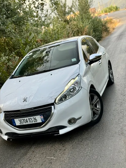 Peugeot 208 2013 Allure