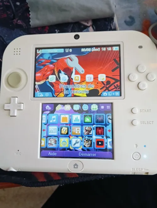Nintendo 2DS flashé
