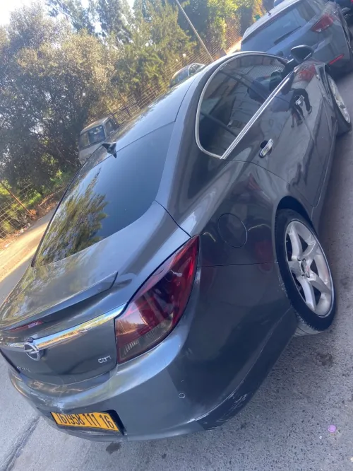 Opel Insignia 2011 OPC