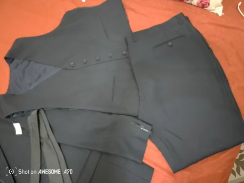 Vend costume pour homme 