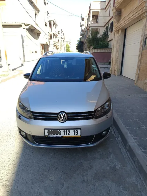 Volkswagen Touran 2012 Match
