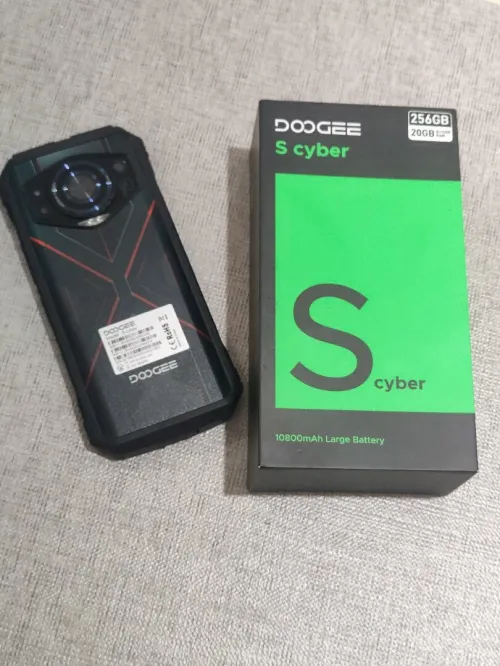 Doogee S cyber