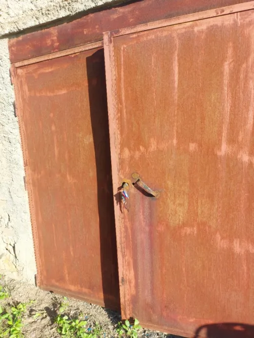 Portes metalliques