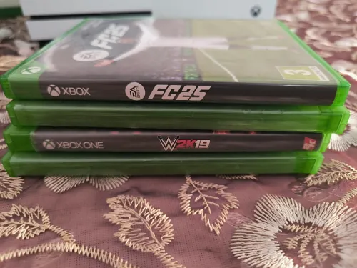 Lot Xbox one s + casque + jeux + mannette série s