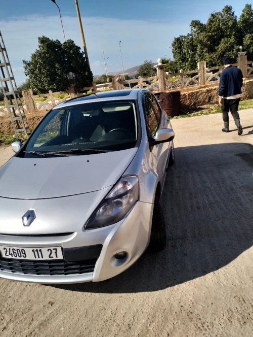 Renault Clio 3 2011 Night and Day