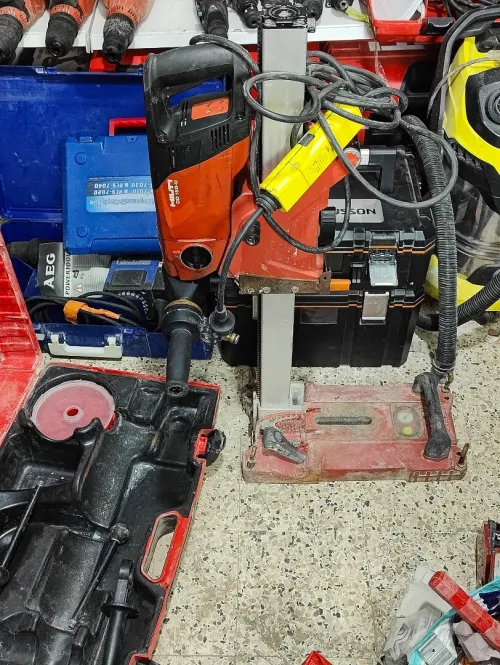 Carroteuse HILTI DD150