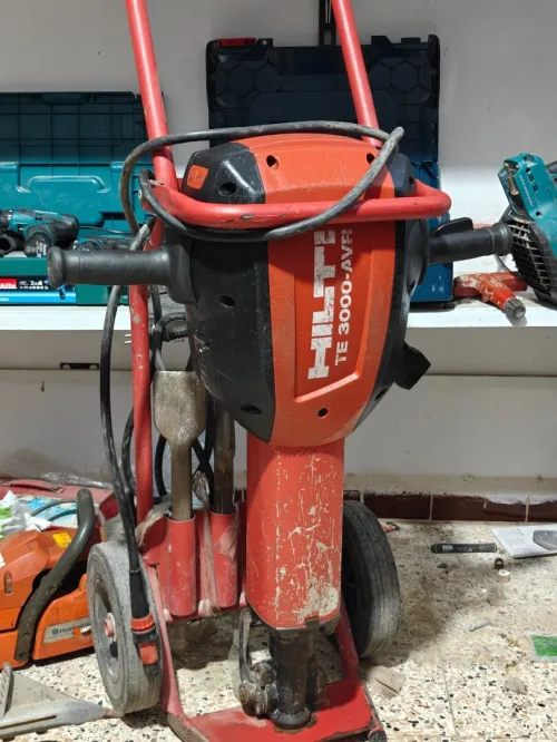 Marteau démolisseurs HILTI TE 3000AVR 