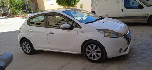 Peugeot 208 2013 208