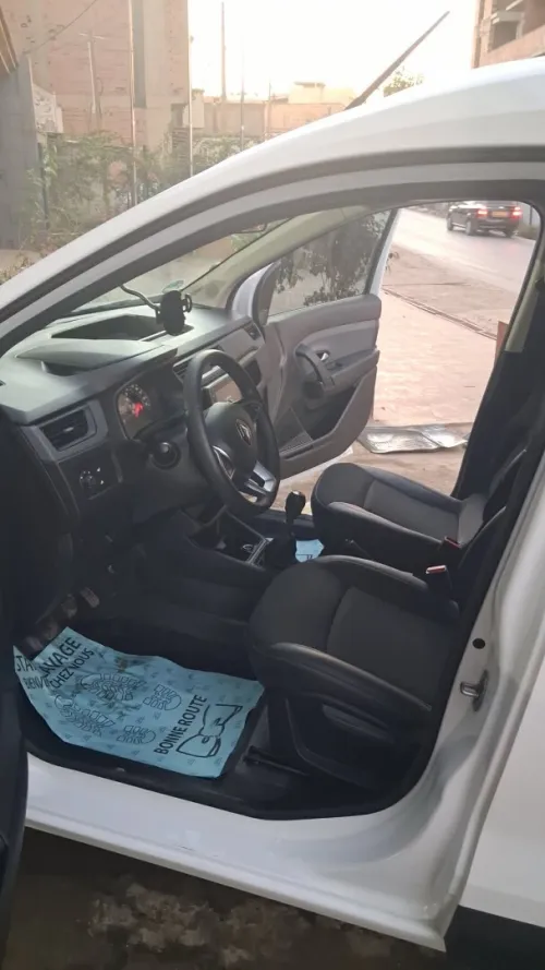 Renault New express 2024 