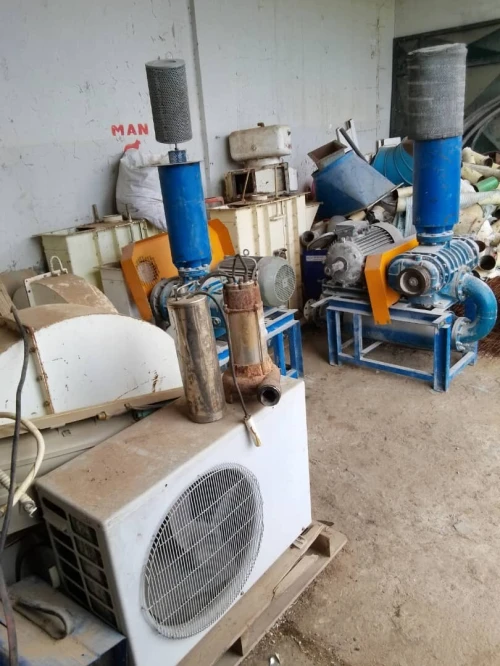 Vente équipements de moulins .