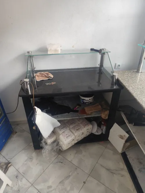 Table de travail/présentoir