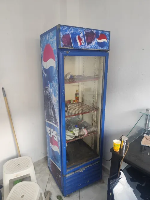 Réfrigérateur pepsi