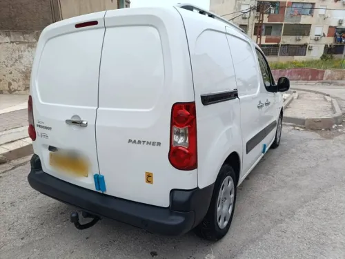 Peugeot Partner 2014 B9