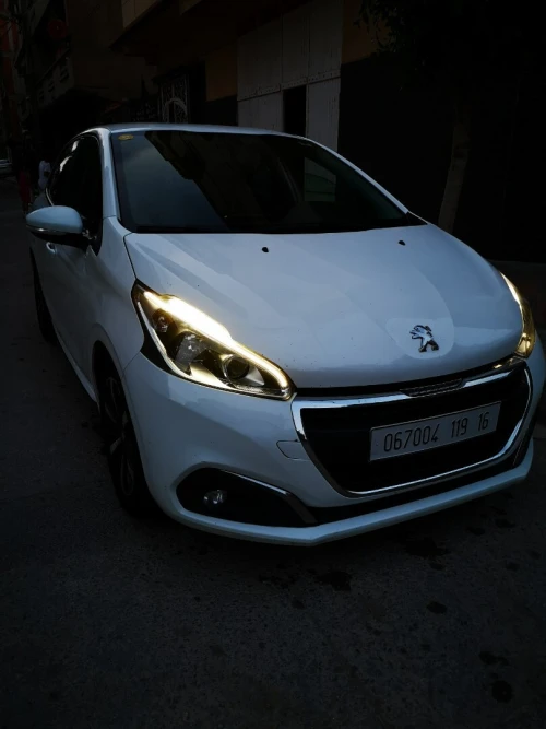 Peugeot 208 2019 Active Facelift