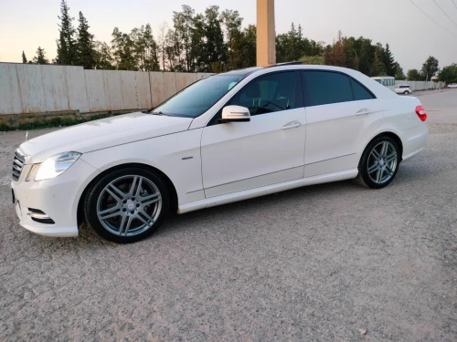 Mercedes Classe E 2012 AVANTGARDE Pack AMG