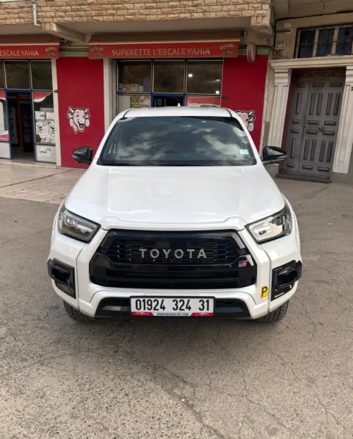 Toyota Hilux 2024 GR