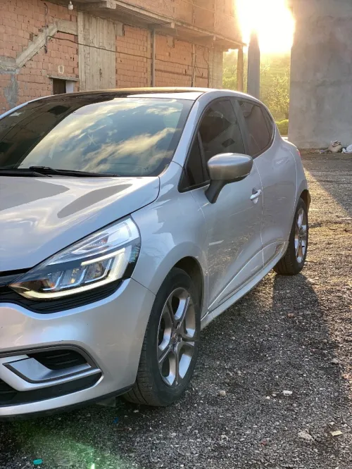 Renault Clio 4 2021 GT Line +