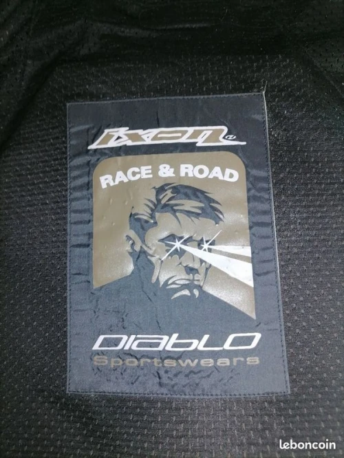 Veste moto IXON