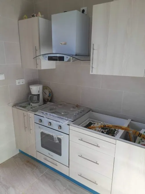 cuisine sur mesure hi-gloss et MDF