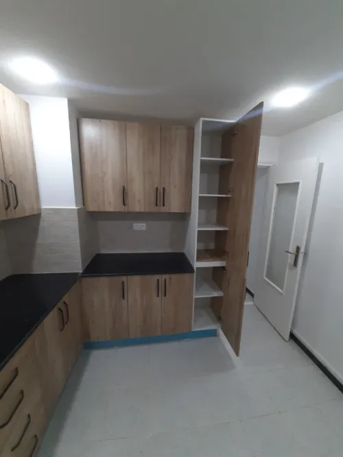 cuisine sur mesure hi-gloss et MDF