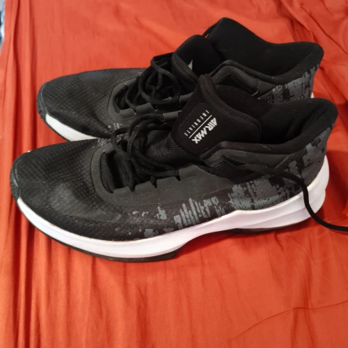Nike Air Max Infuriate 2 Mid