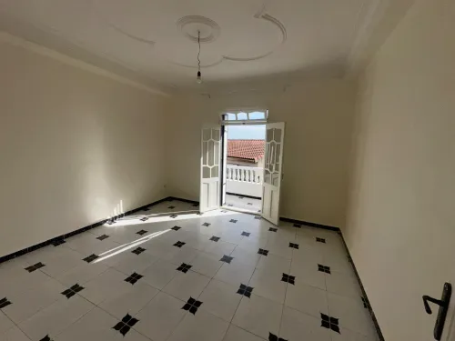 Location Appartement Niveau de villa F4 Alger Birkhadem