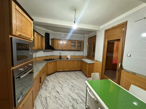 Location Appartement F4 Alger Hydra