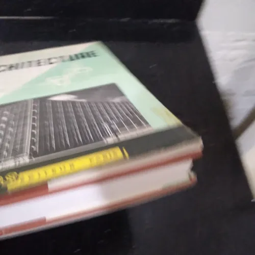 lot de 14 livres et 04 revues d'Architecture