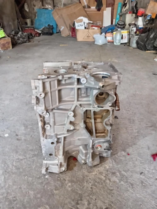 Bloc Moteur 2.0 essence evoc discovery 