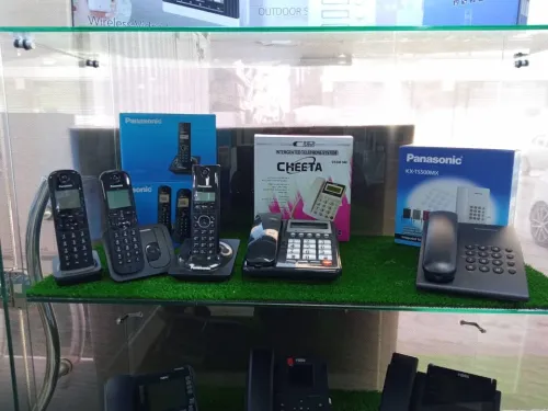 POSTE ET STANDARD TELEPHONIQUE FIXE /SANS FIL PANASONIC/NEC/ALCATEL/FANVIL/CHIEETA