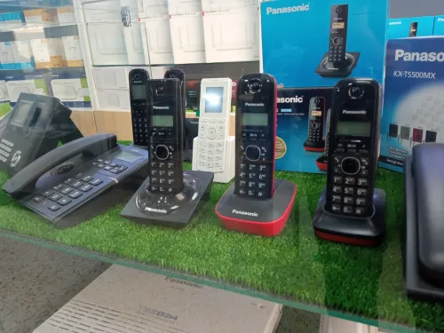 POSTE ET STANDARD TELEPHONIQUE FIXE /SANS FIL PANASONIC/NEC/ALCATEL/FANVIL/CHIEETA