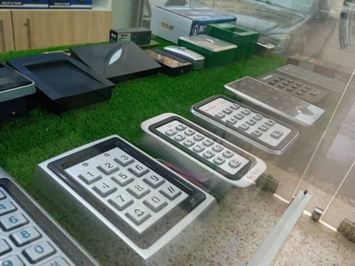CONTROLE D'ACCES NUMERIQUE+RFID+SONNETTE DIGI CODE ETANCHE MACTECH MT-CA51