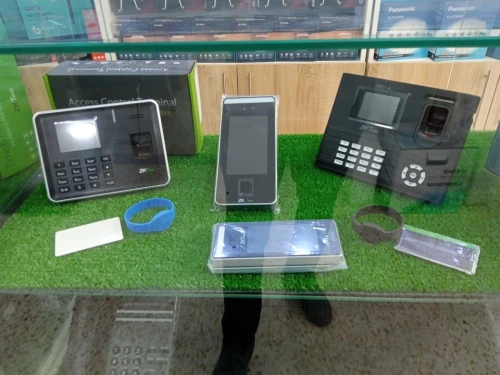 BOITIER DE PROTECTION UFACE 800 TABOX28