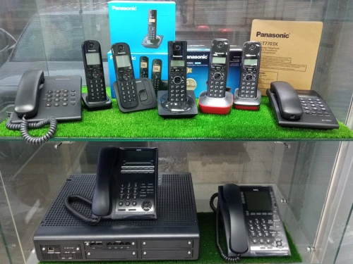 POSTE ET STANDARD TELEPHONIQUE FIXE /SANS FIL PANASONIC/NEC/ALCATEL/FANVIL/CHIEETA
