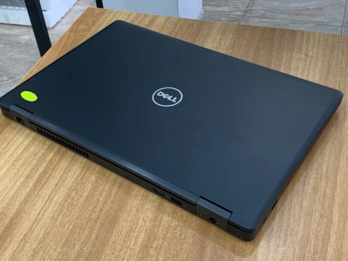 DELL LATITUDE 5580 / INTEL I5 6EME / 8 G / 256 SSD / 15.6 FHD