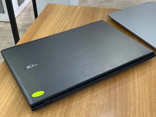ACER ASPIRE E5-575 / I3 6EME / 8G 256 SSD /15,6 GTX 940