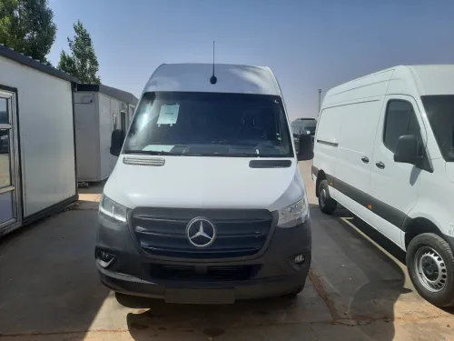 Mercedes C 311 
