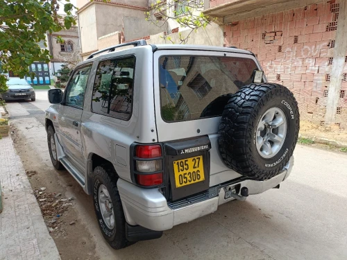 Mitsubishi Pajero Court 1995 Pajero Court