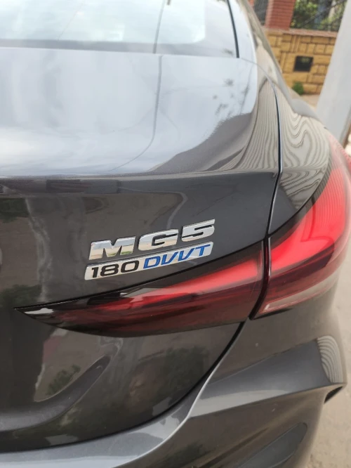 MG MG5 2026 MG5 Luxury Edition