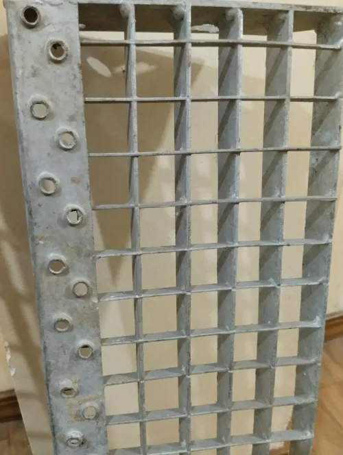 FABRICATION DE CAILLEBOTIS